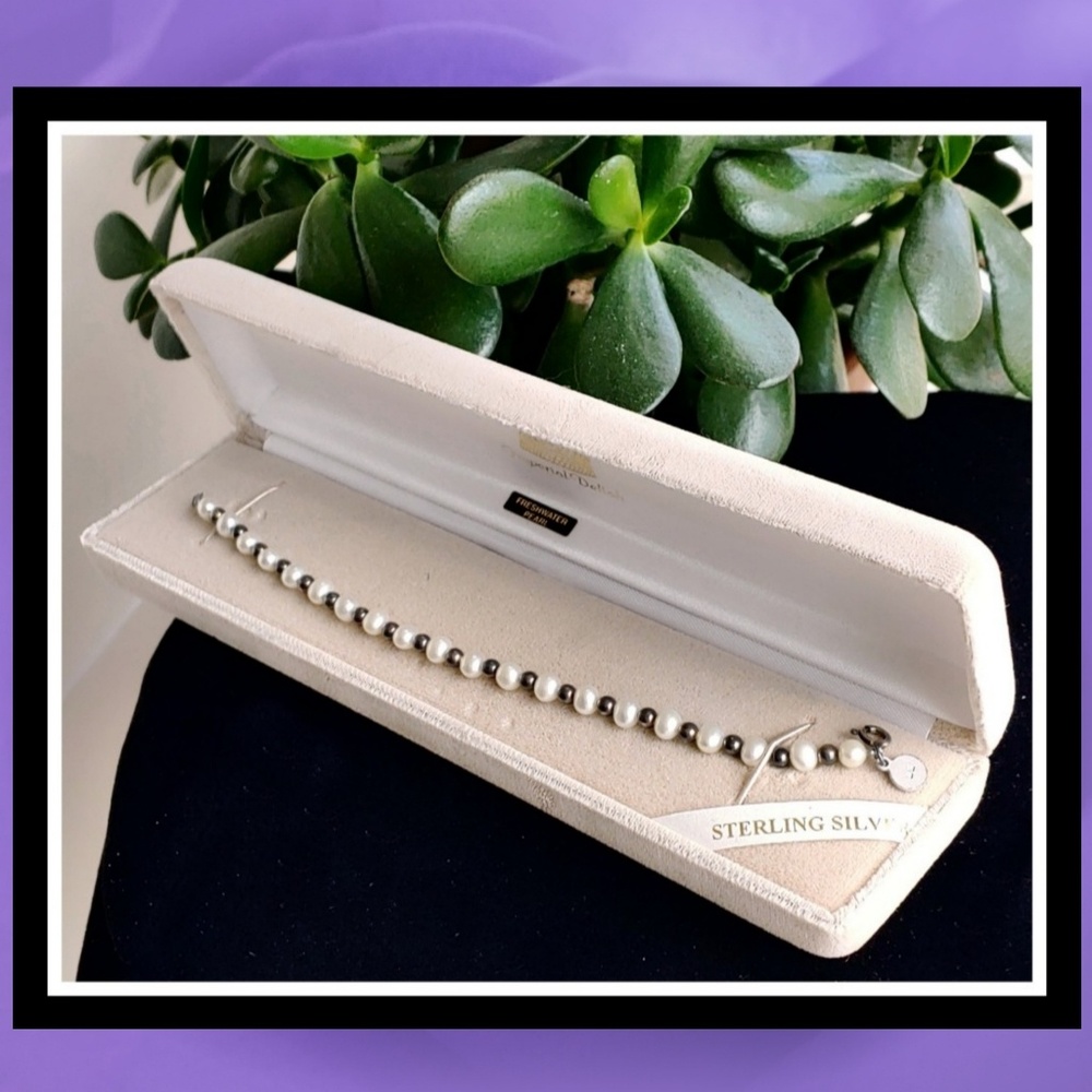 Elegant, Genuine Fresh water pearl and sterling silver bead bracelet